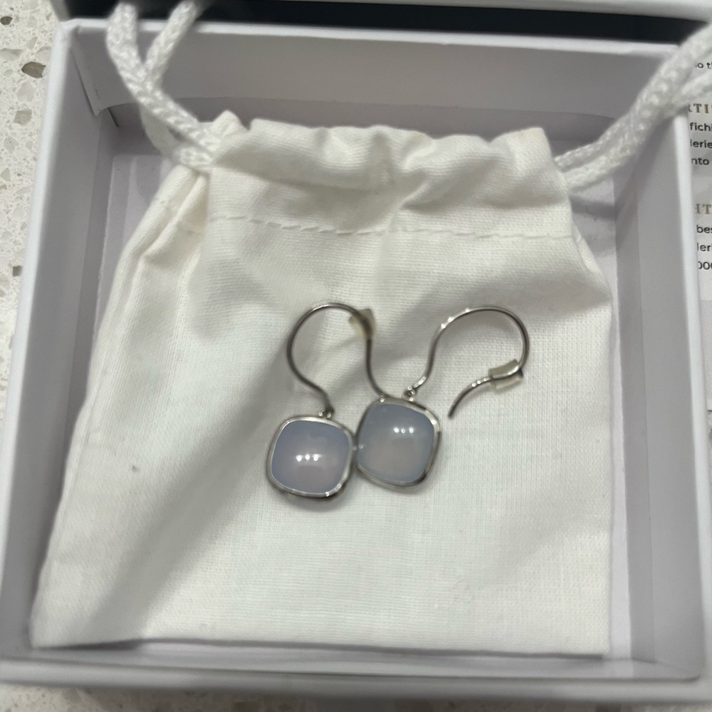 Beautiful earrings from Anoli Joaillerie (French jeweler)